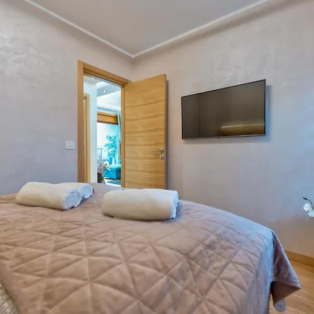 Lux M&b 2 Apartment