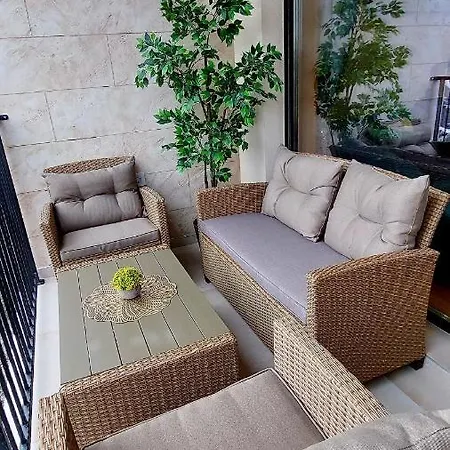 Lux M&b 2 *