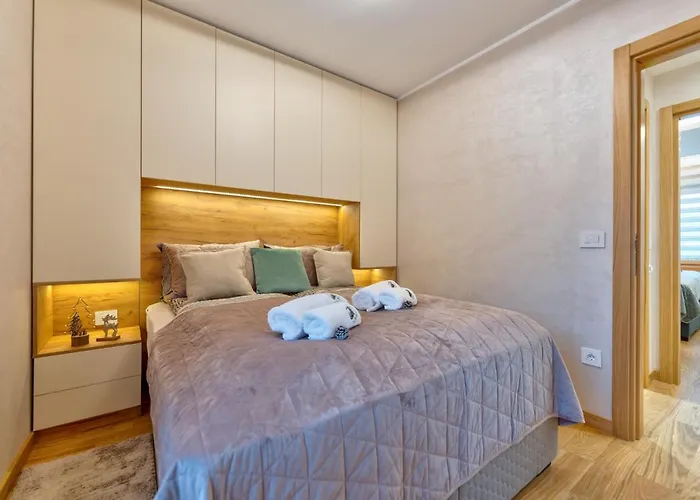 Lejlighed Lux M&b 2 *